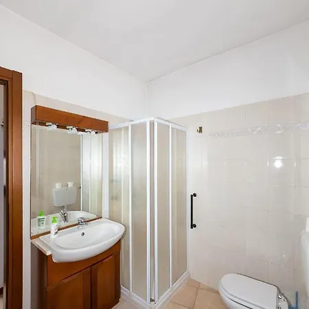 Holiday home Parco Azzurro Castelveccana